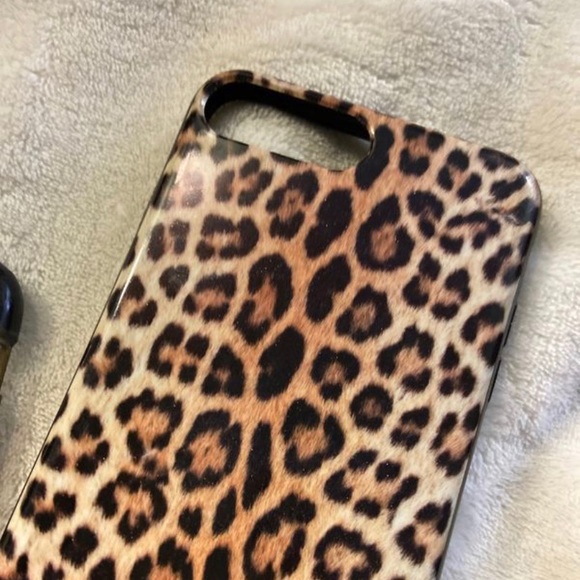 2 sets of iPhone 7+ cases - Picture 4 of 5